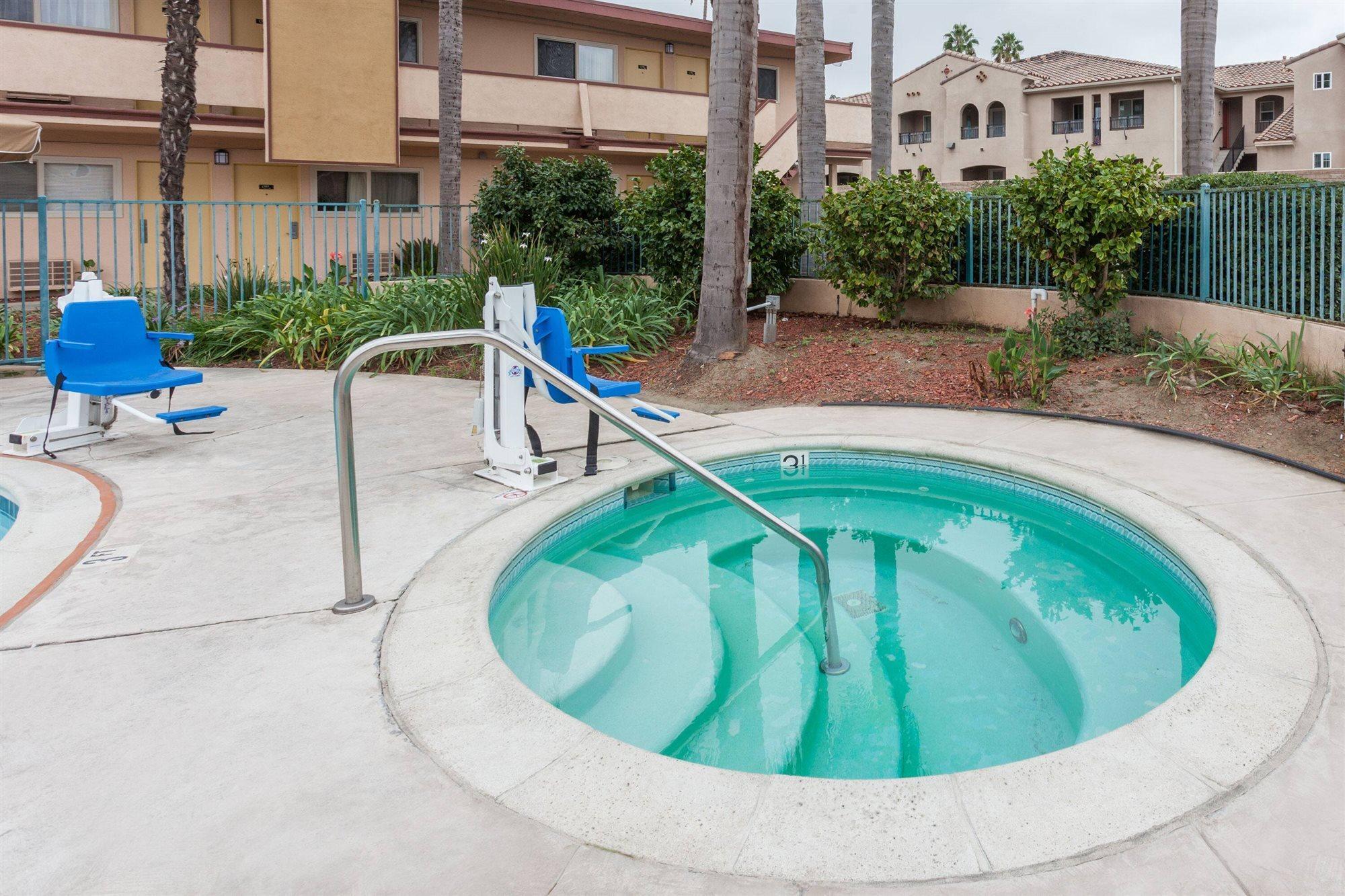 Super 8 By Wyndham Oceanside Marty'S Valley Inn Luaran gambar