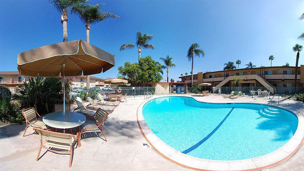 Super 8 By Wyndham Oceanside Marty'S Valley Inn Luaran gambar